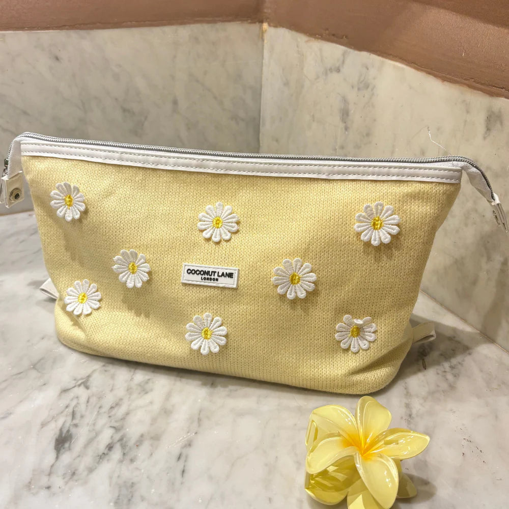 Buttercup Pup Expandable Organizer
